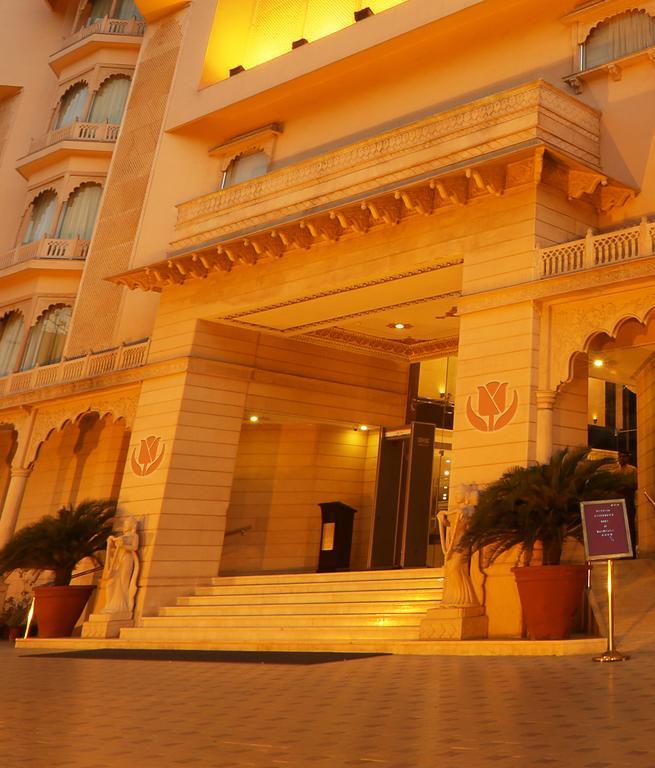 Golden Tulip Jaipur Hotel Kültér fotó