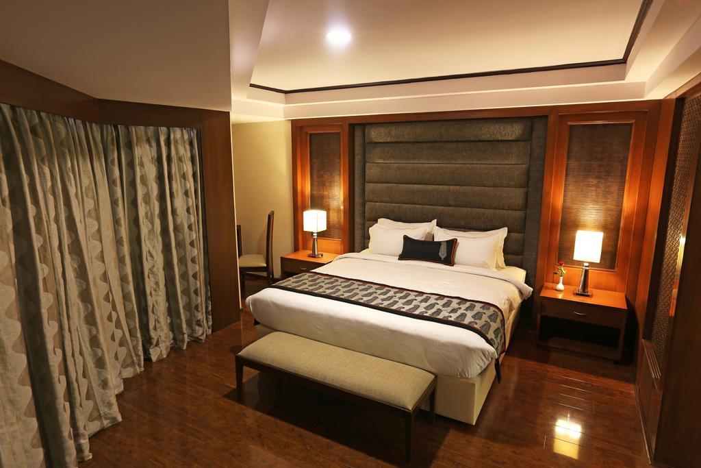 Golden Tulip Jaipur Hotel Kültér fotó